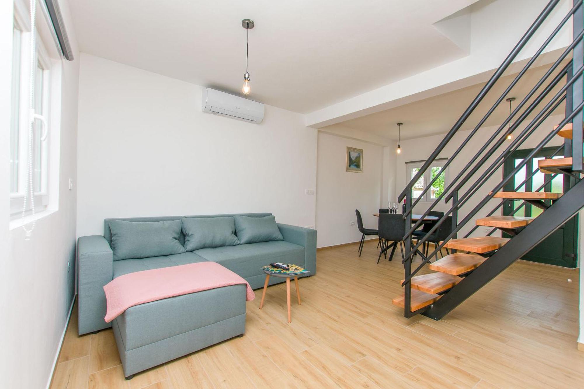 Apartment Petea Омиш Экстерьер фото