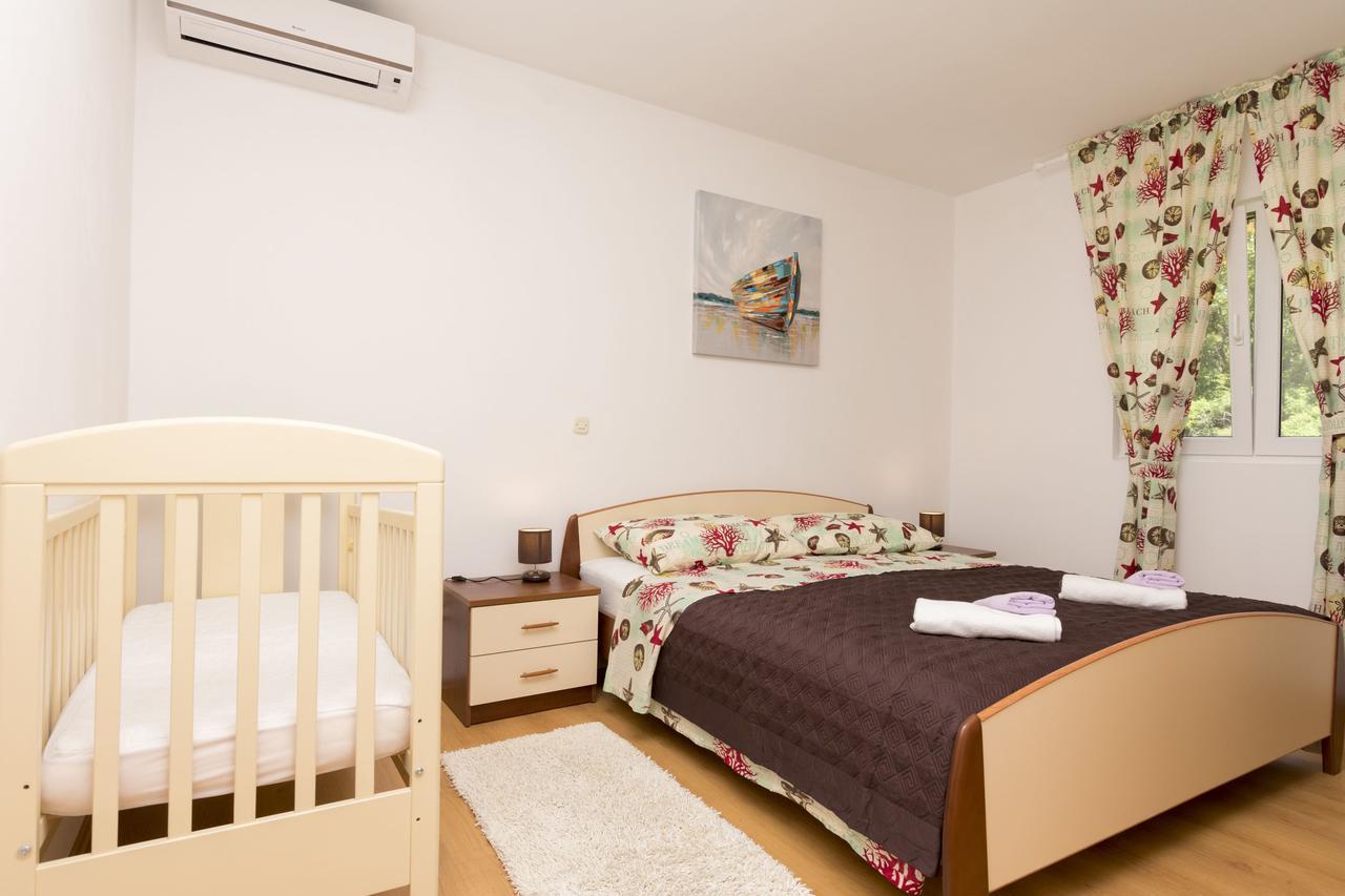 Apartment Petea Омиш Номер фото